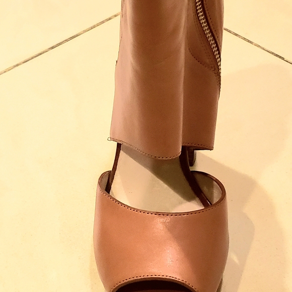 Michael Kors Wyatt open toe shoes Size 9 - Picture 6 of 6